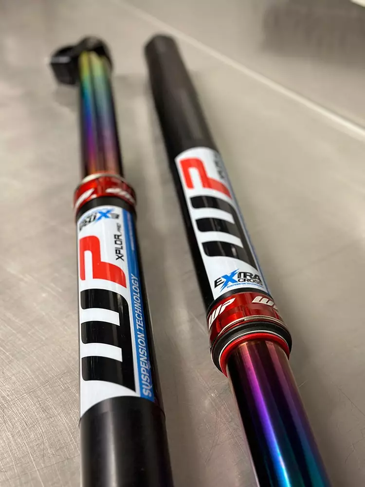 WP Xplor Pro 7548 Enduro Gabel Extracross Edition Rainbow Black WP Xplor Pro 7548 Enduro Gabel Extracross Edition Rainbow Black